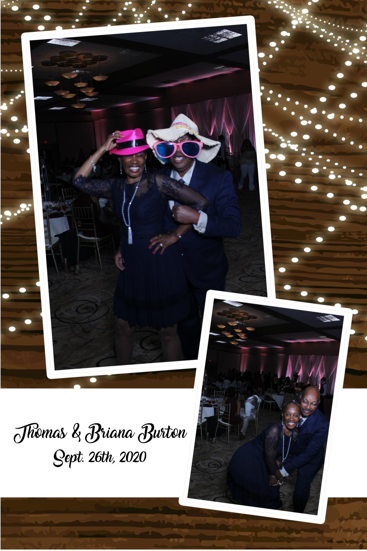 Thomas & Brianna | View more photos from the event at gallery.photoboothcincy.com/u/PhotoBoothCincy/Thomas-Brianna